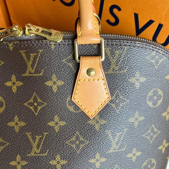 Louis Vuitton alma - Picture 3 of 4